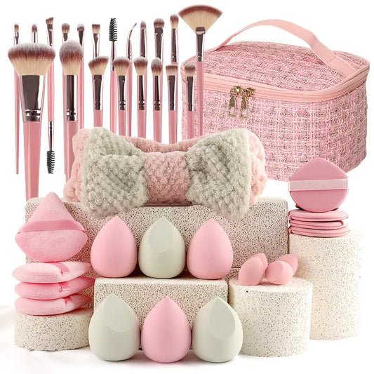 40 Pcs Complete Makeup Kit – Brushes, Sponges, Puffs & Storage Case